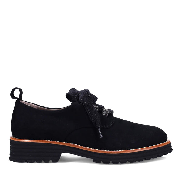 Tova Onyx
