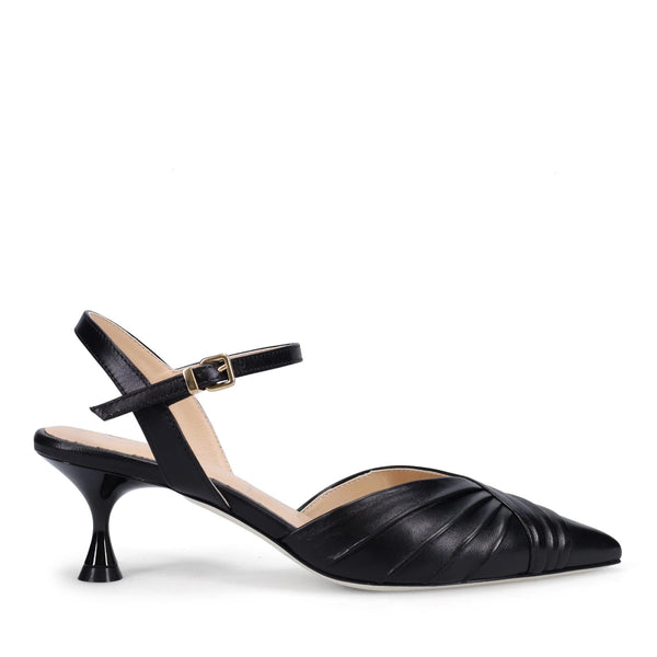 Quinelle Onyx