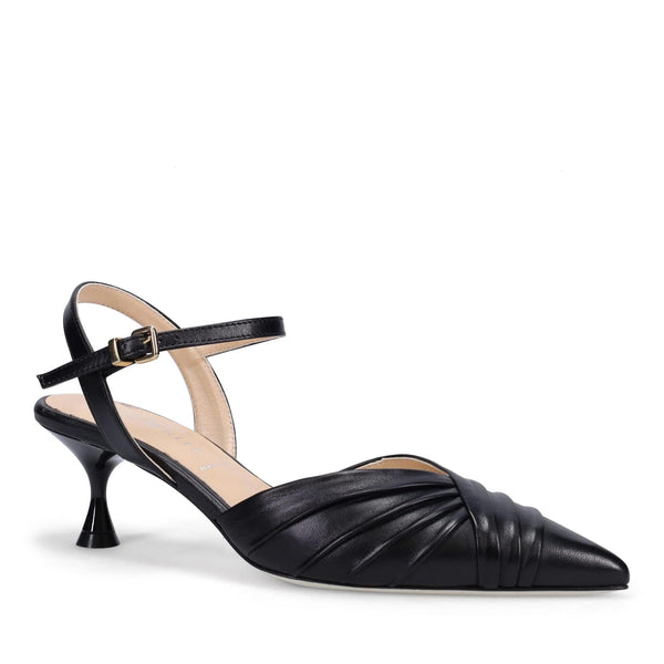 Quinelle Onyx