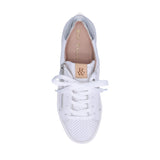 Oralie White