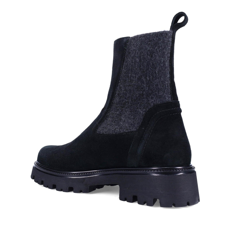 Farren Onyx
