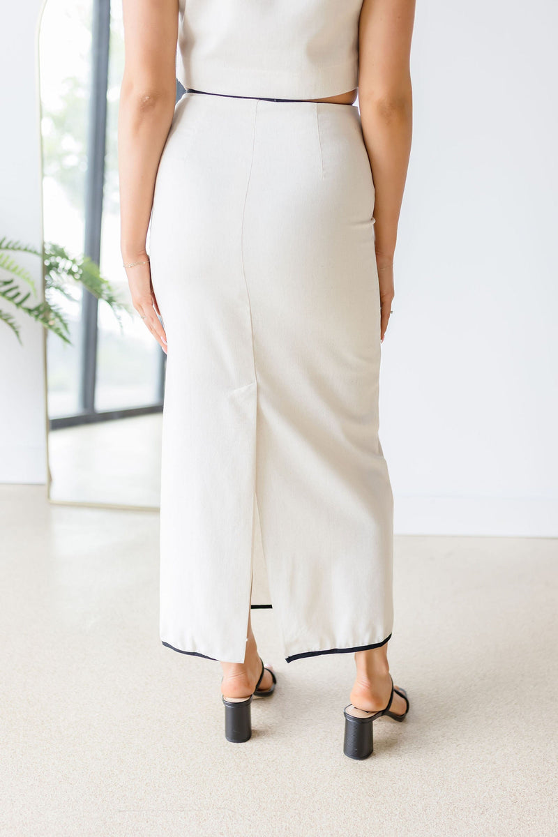 Coastal Contrast Midi Skirt