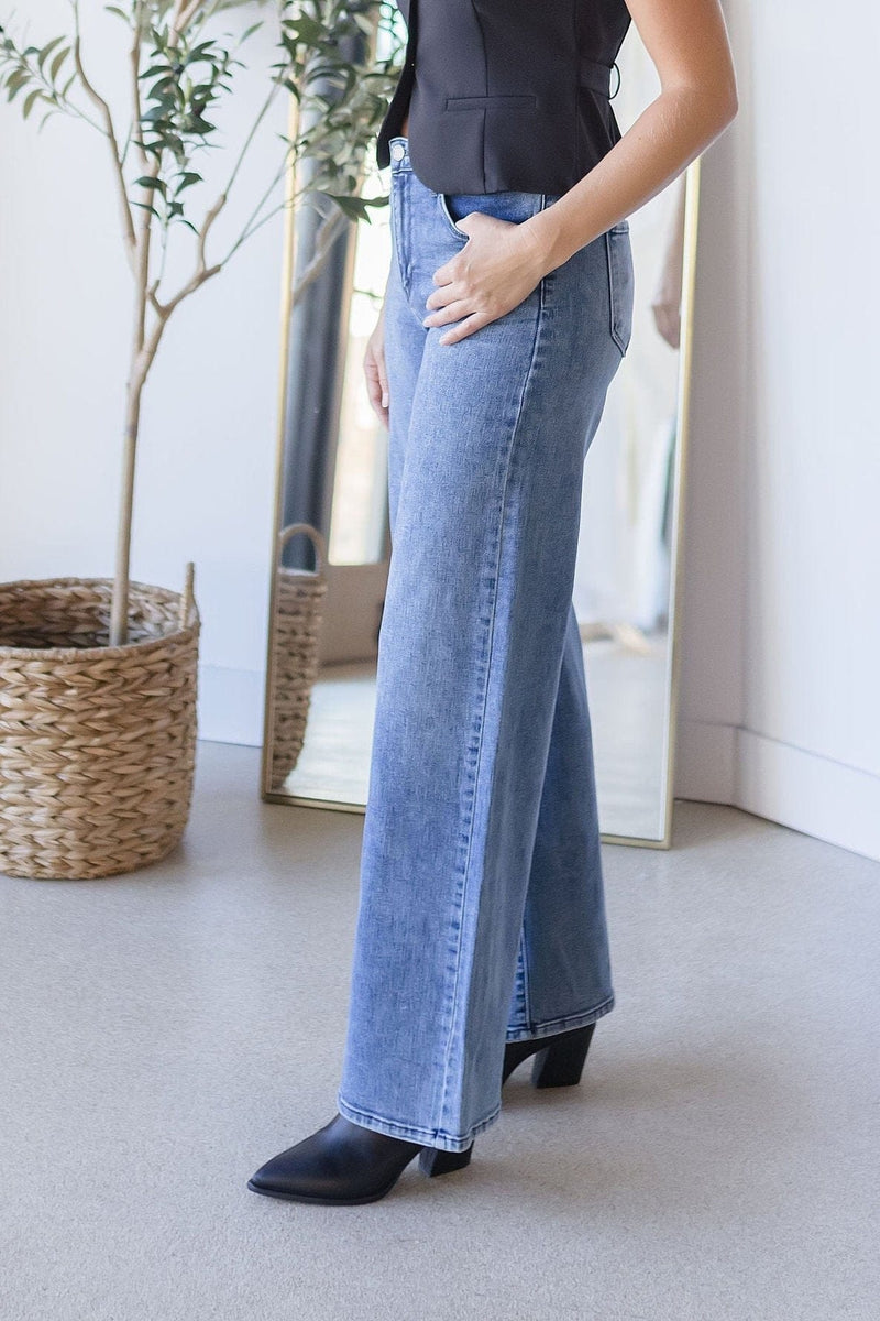 The Wide Leg Jean