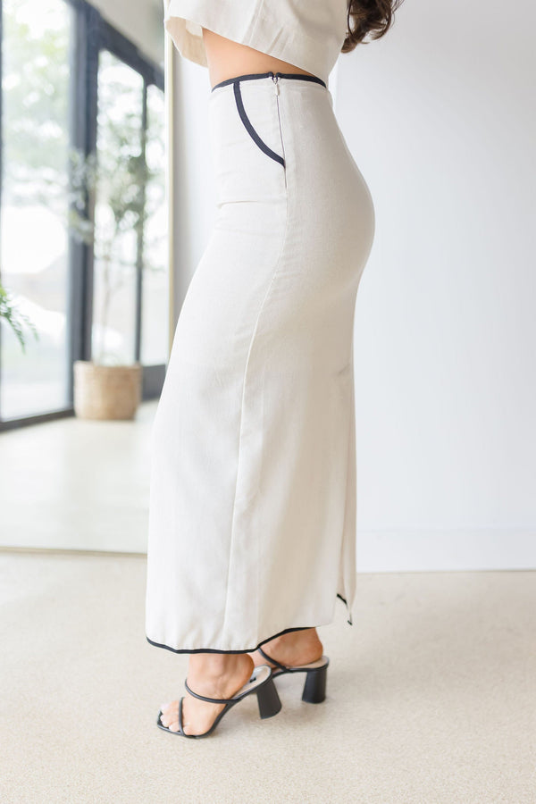 Coastal Contrast Midi Skirt