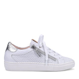 Oralie White