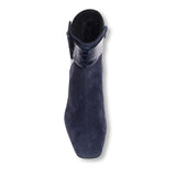 Linzi French Navy